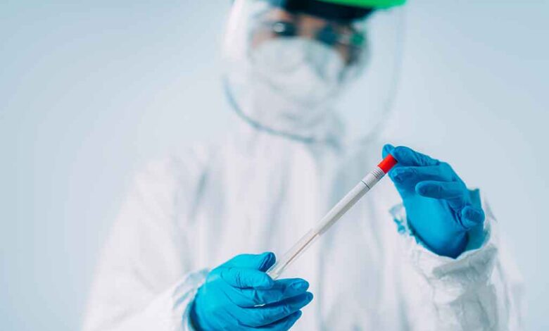 تدرس وزارة الصحة فرض قيود، بما في ذلك اختبار فيروس كورونا الإلزامي، على الأشخاص العائدين من الصين